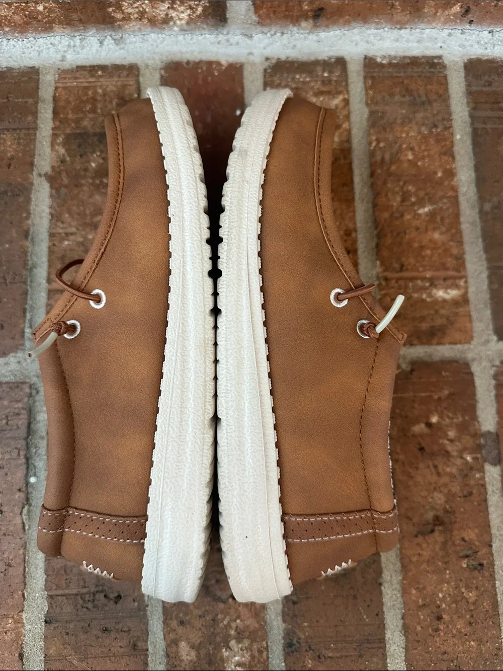 Hey Dude slip-ons excellent condition!! Youth 5